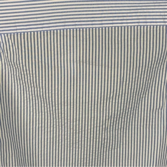 M NEW J Crew Men’s Blue White Striped Long Sleeve Button Down Shirt Medium - Picture 6 of 9